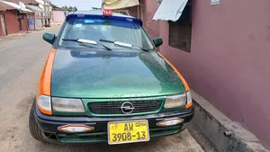 Opel Astra 1995 Green