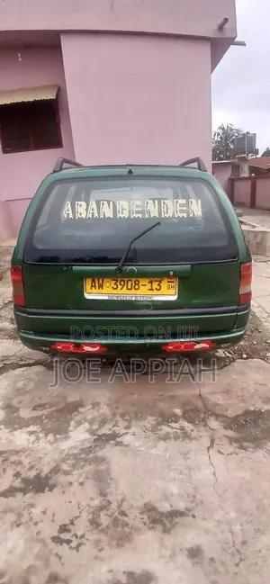 Opel Astra 1995 Green