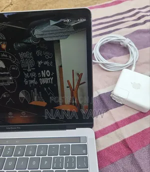 Laptop Apple MacBook Pro 2019 8GB Intel Core i5 SSD 128GB