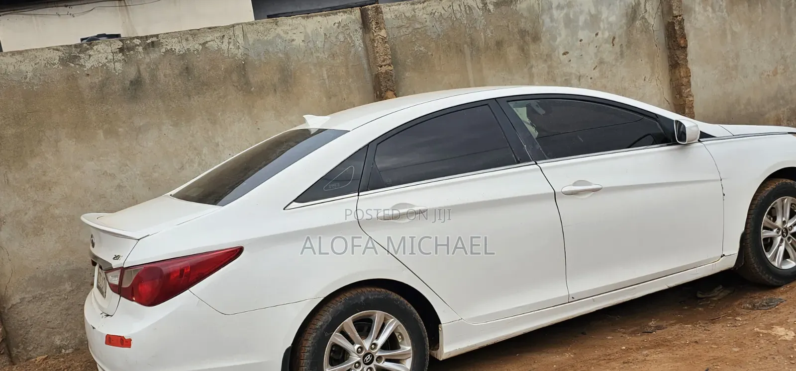 Hyundai Sonata Limited 2.0T Sedan (2.0L 4cyl 6A) 2012 White