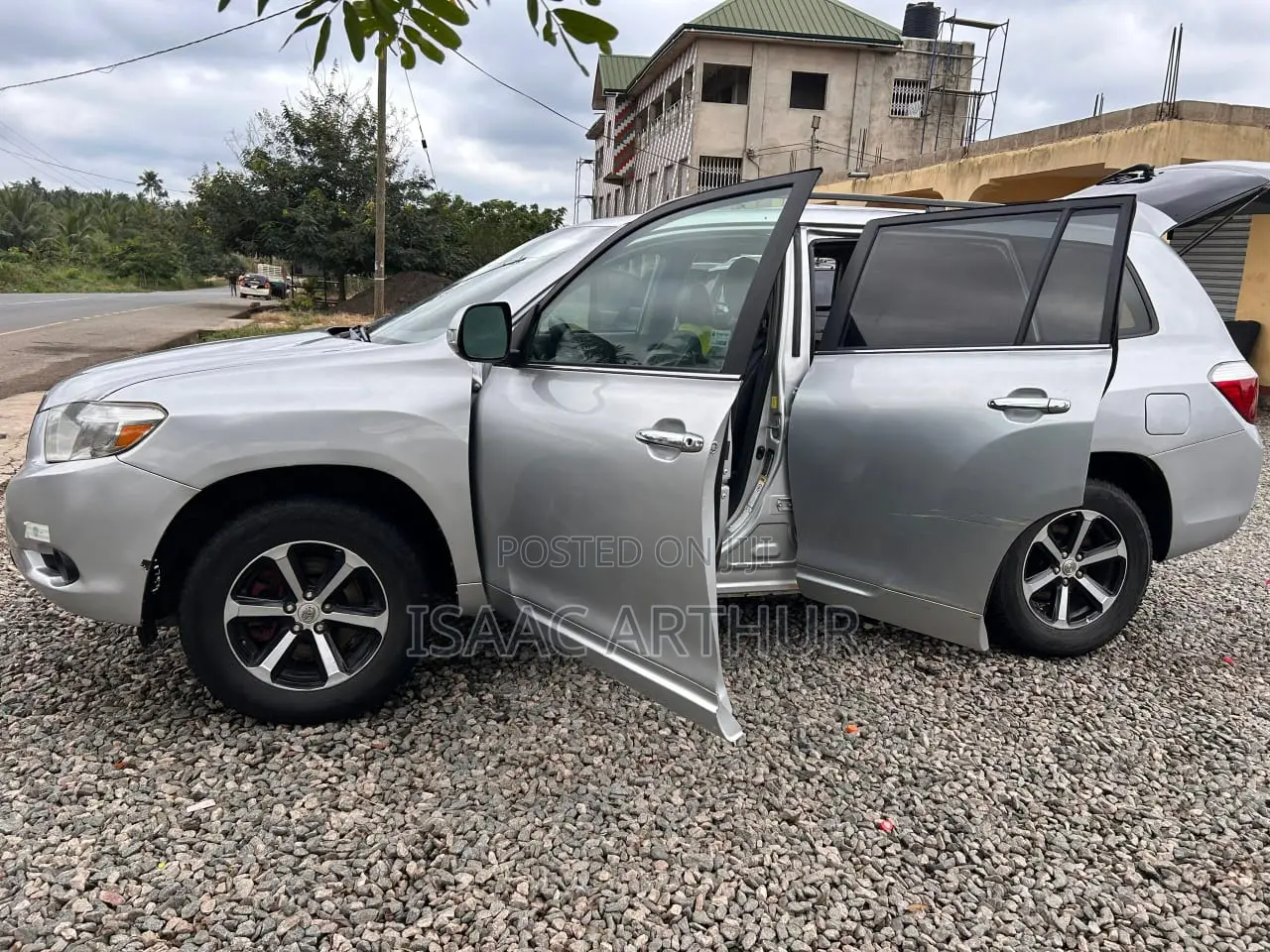 Toyota HiAce 2013 Silver