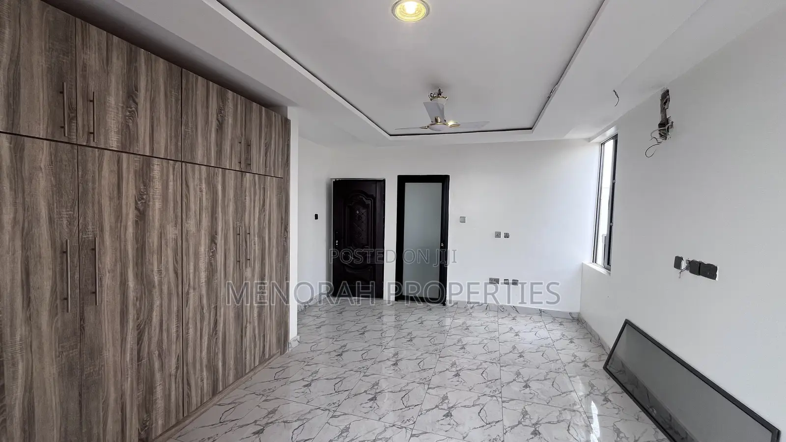 2bdrm Apartment in Lakeside for rent