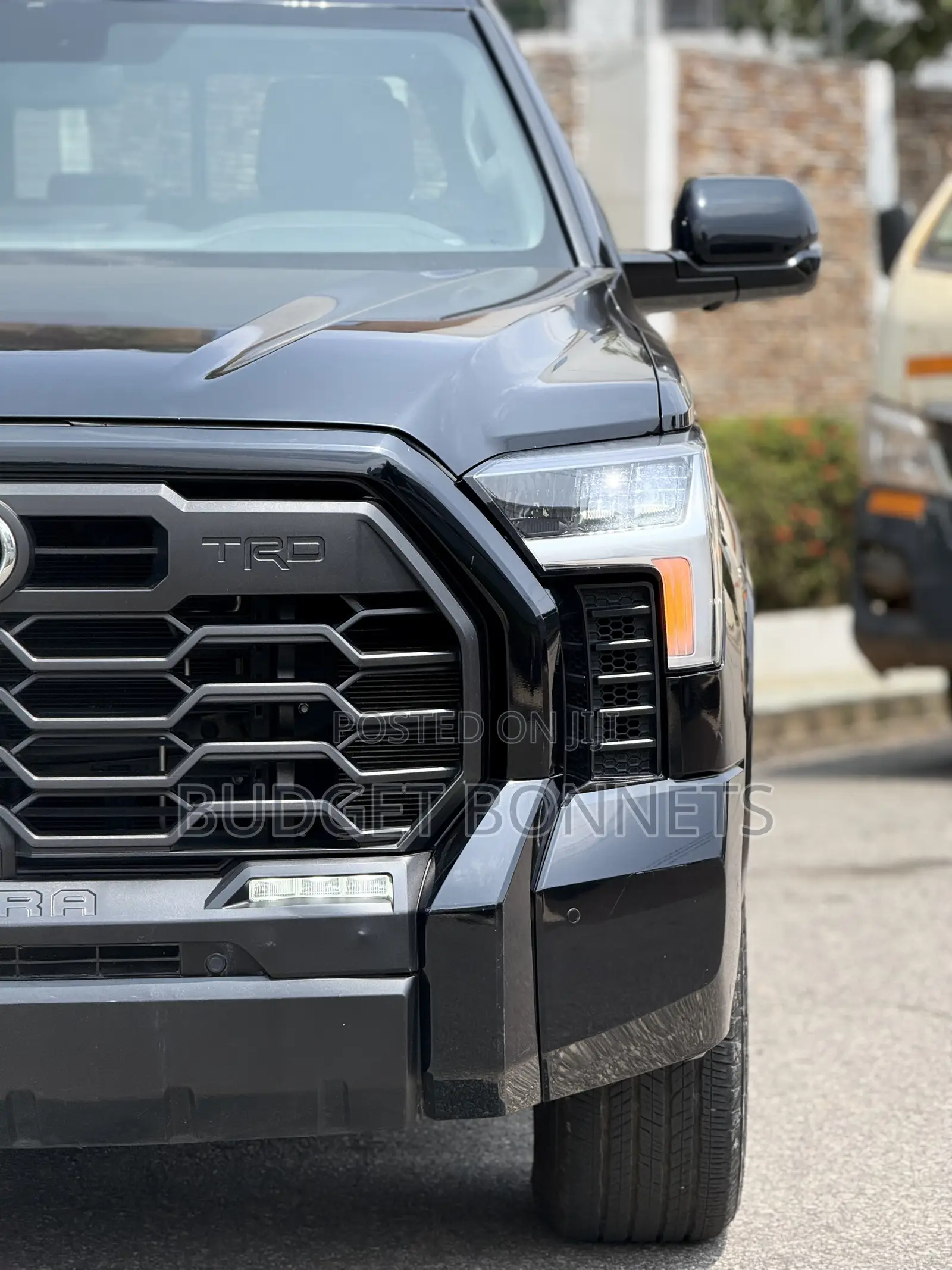 Toyota Tundra SR5 CrewMax 5.5' Bed 2023 Black
