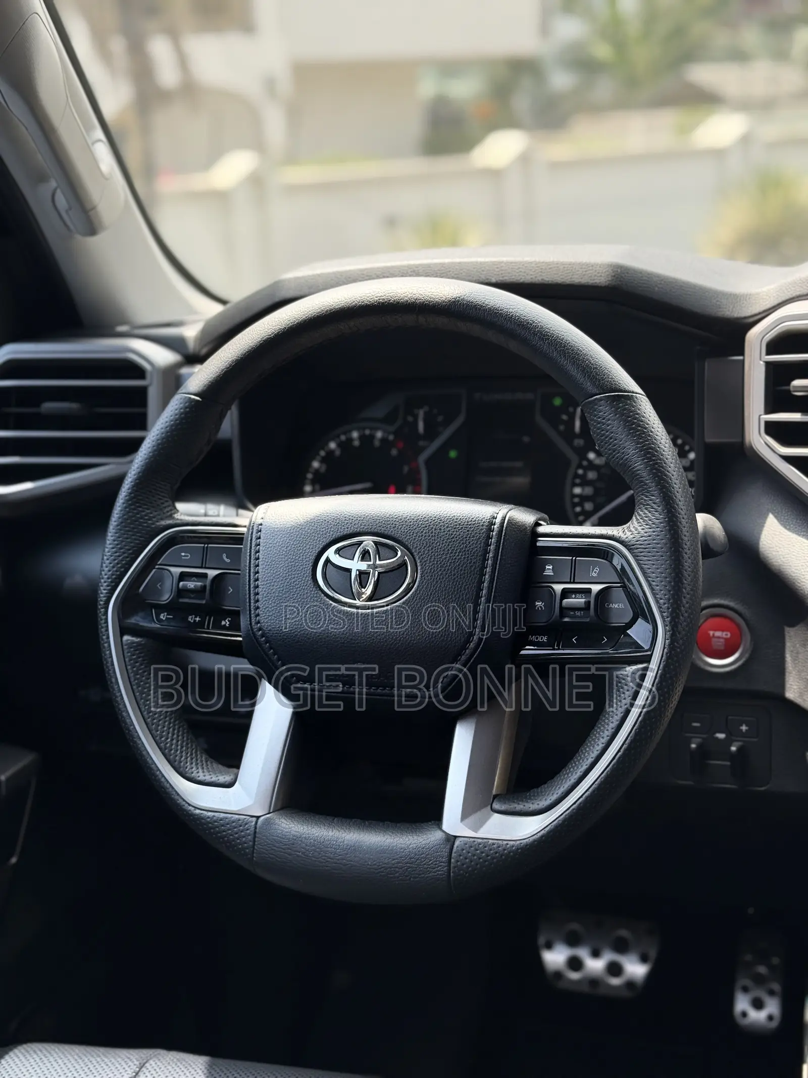 Toyota Tundra SR5 CrewMax 5.5' Bed 2023 Black