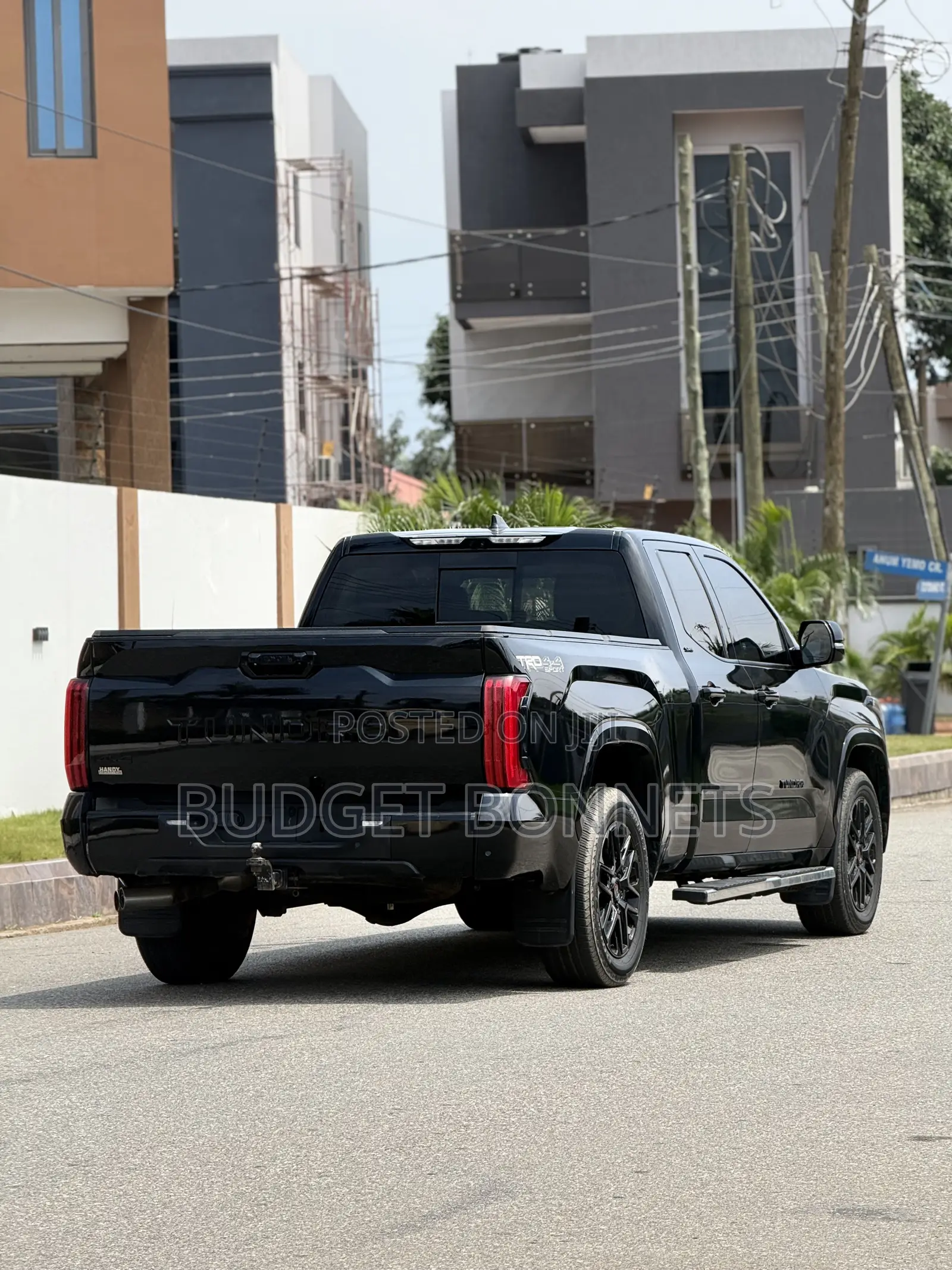 Toyota Tundra SR5 CrewMax 5.5' Bed 2023 Black