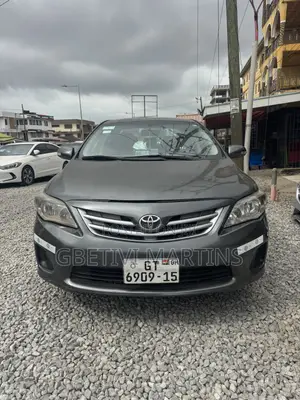 Toyota Corolla 2013 Gray