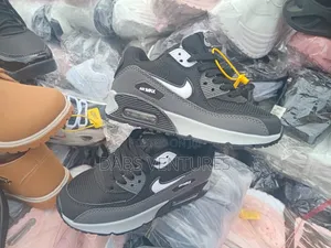 Kids Lux Sneakers 30-35. Unisex.