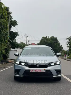 Honda Civic Touring 2022 Silver