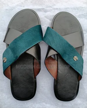 Men’s Comfortable Designer Slides – Premium Quality