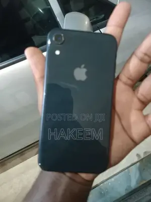 Apple iPhone XR 64 GB Black