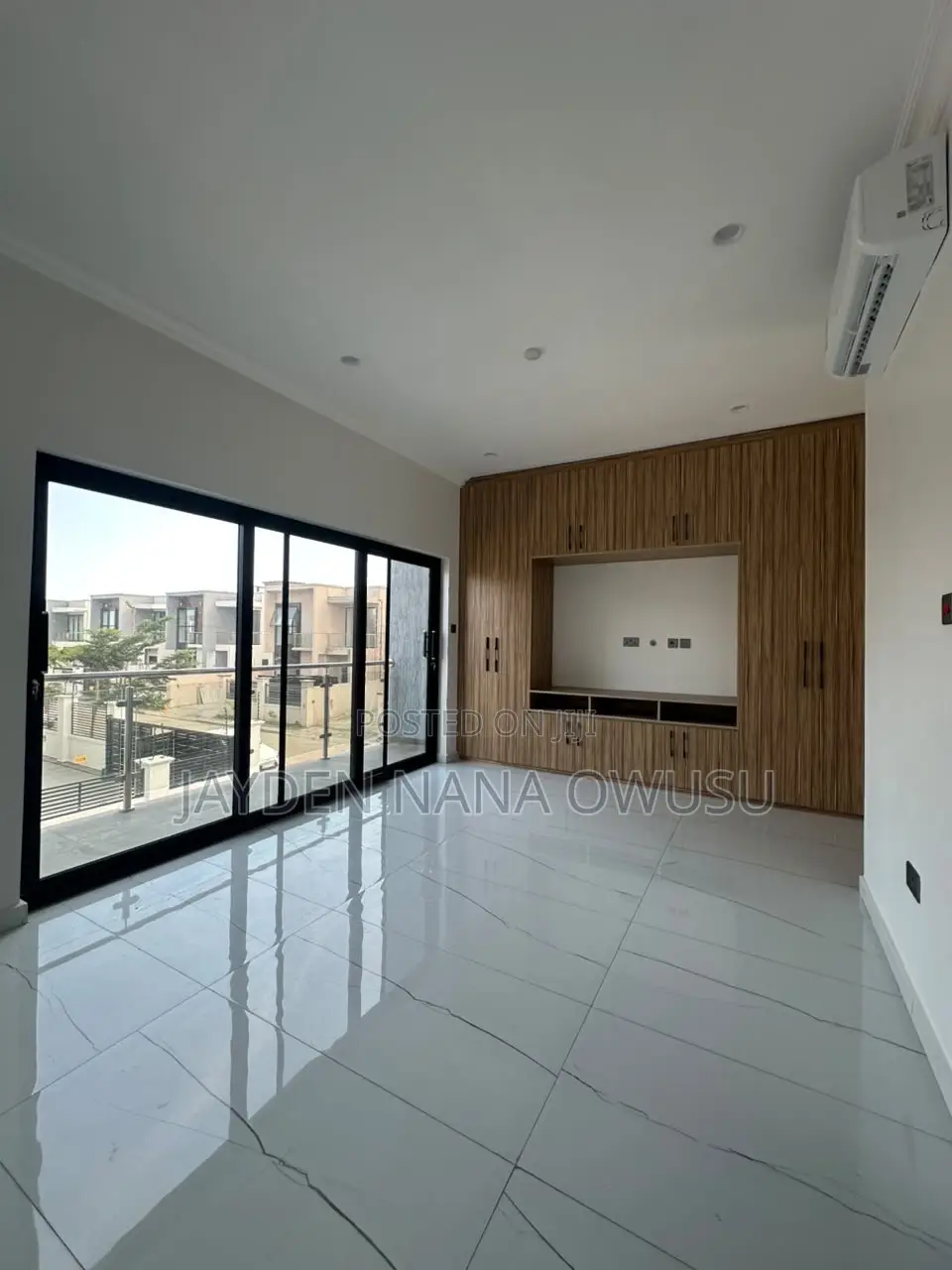 4bdrm House in Sakumono Estate for sale