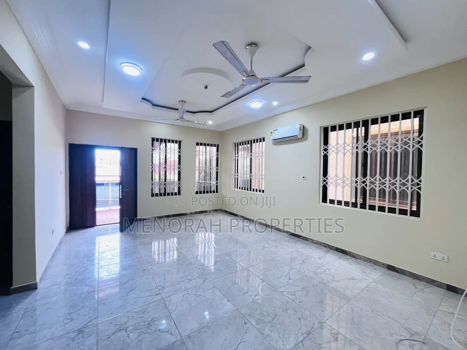 4bdrm Apartment in Adenta Amrahia for rent