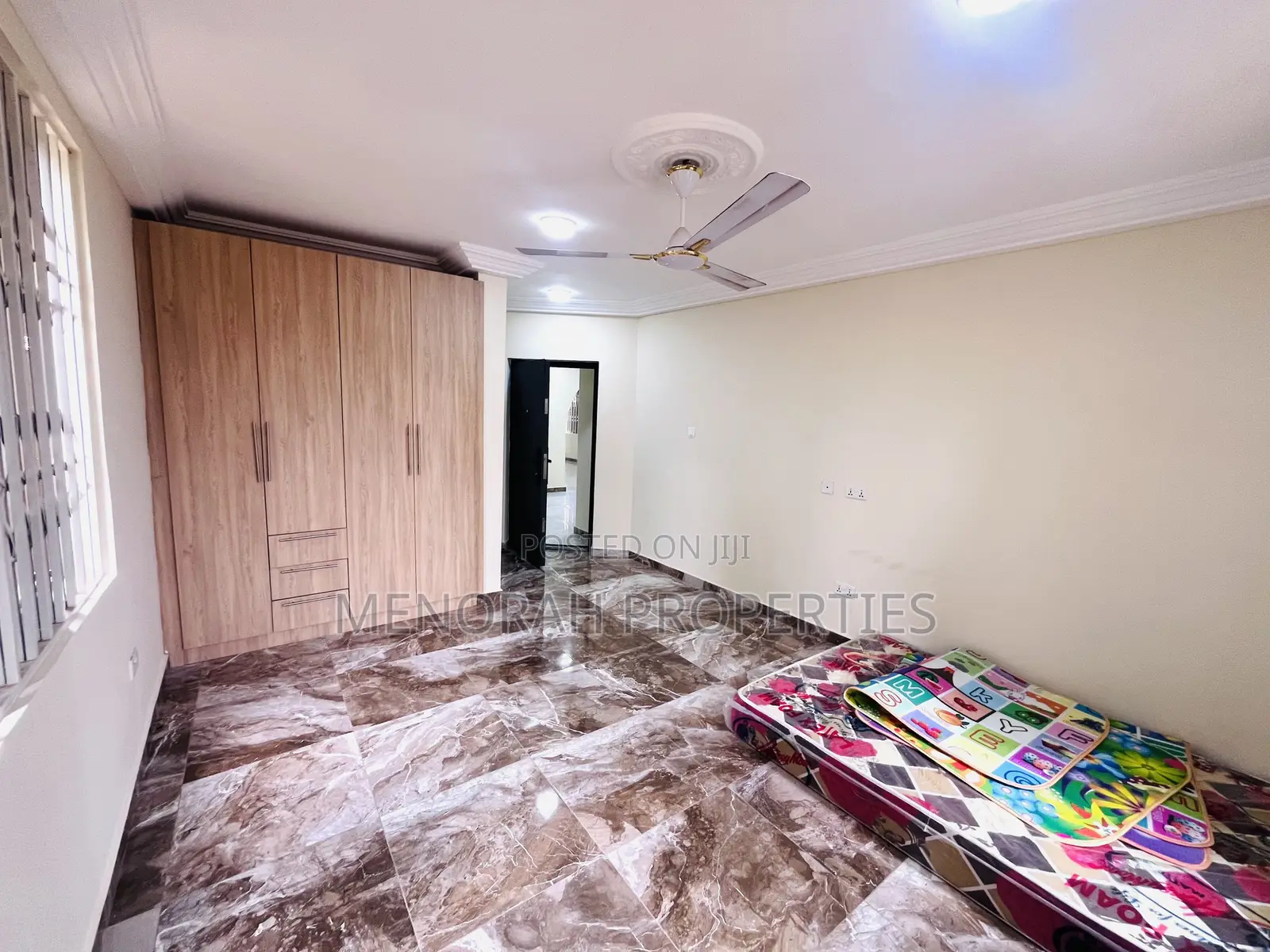 4bdrm Apartment in Adenta Amrahia for rent