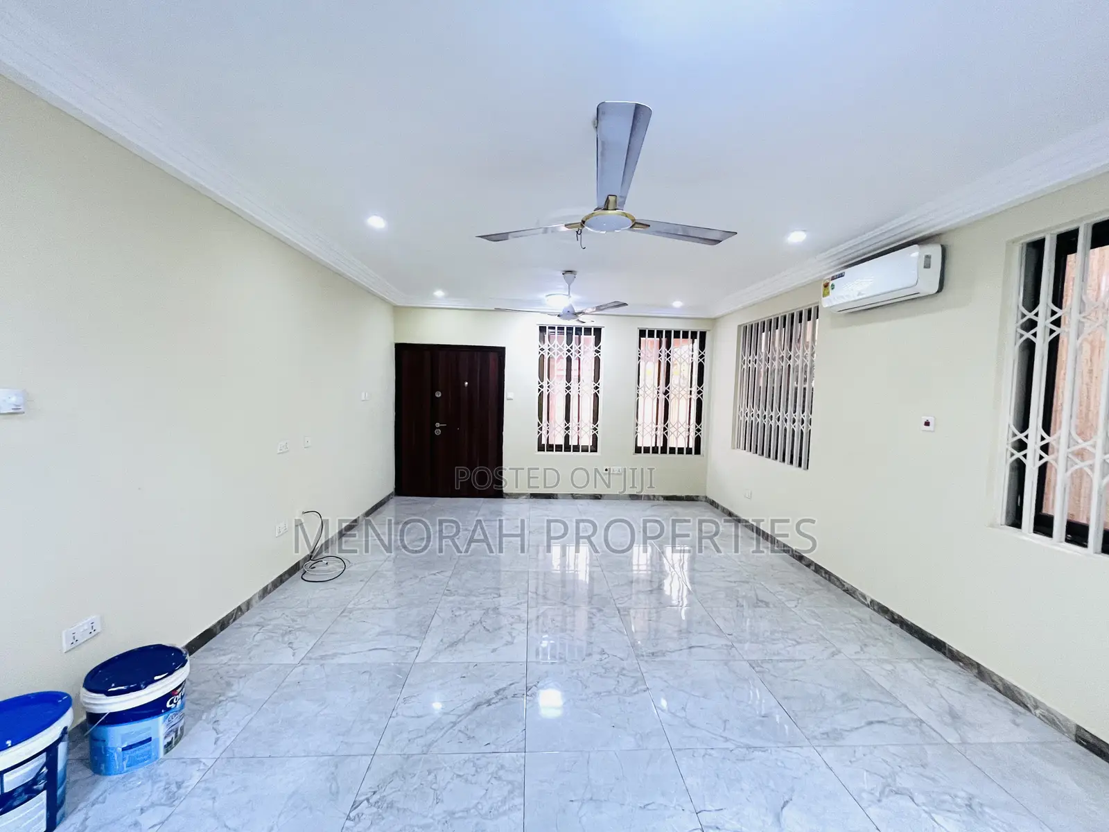 4bdrm Apartment in Adenta Amrahia for rent