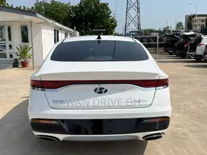 Hyundai Avante 2020 White