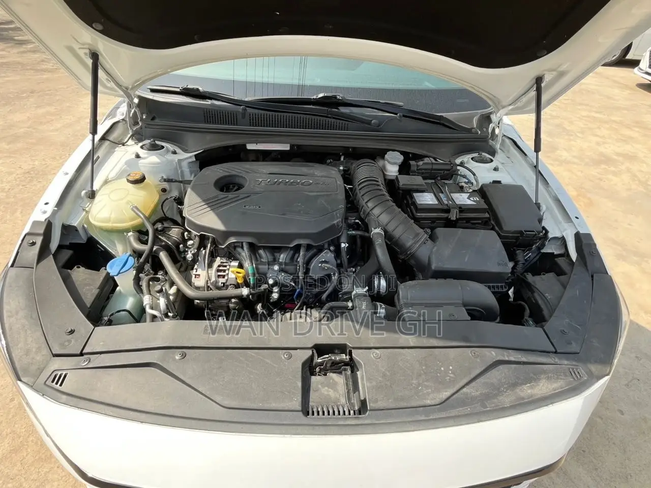 Hyundai Avante 2020 White