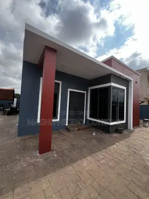 3bdrm House in Lakeside, Ashaley Botwe for sale