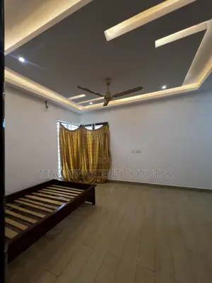 3bdrm House in Lakeside, Ashaley Botwe for sale
