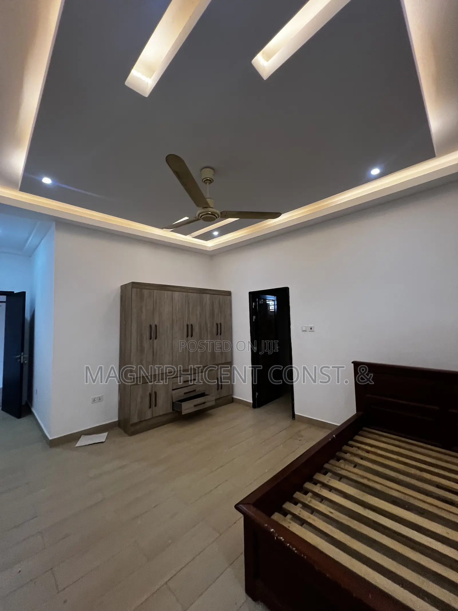 3bdrm House in Lakeside, Ashaley Botwe for sale