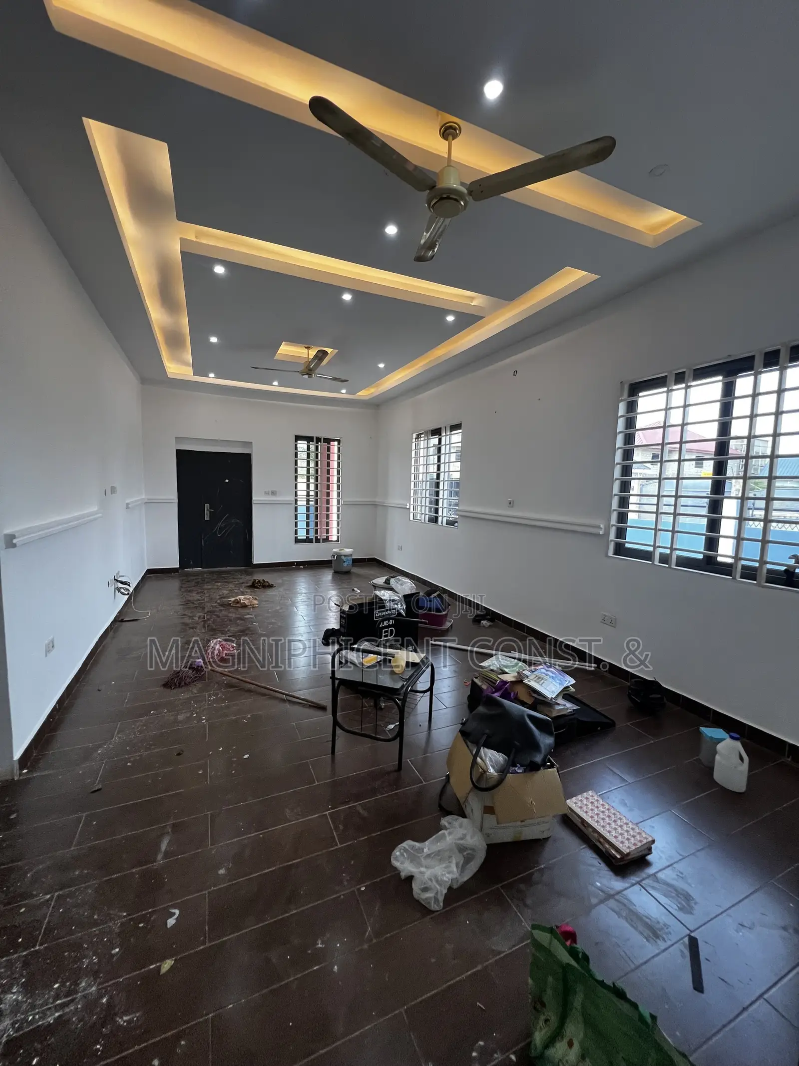 3bdrm House in Lakeside, Ashaley Botwe for sale