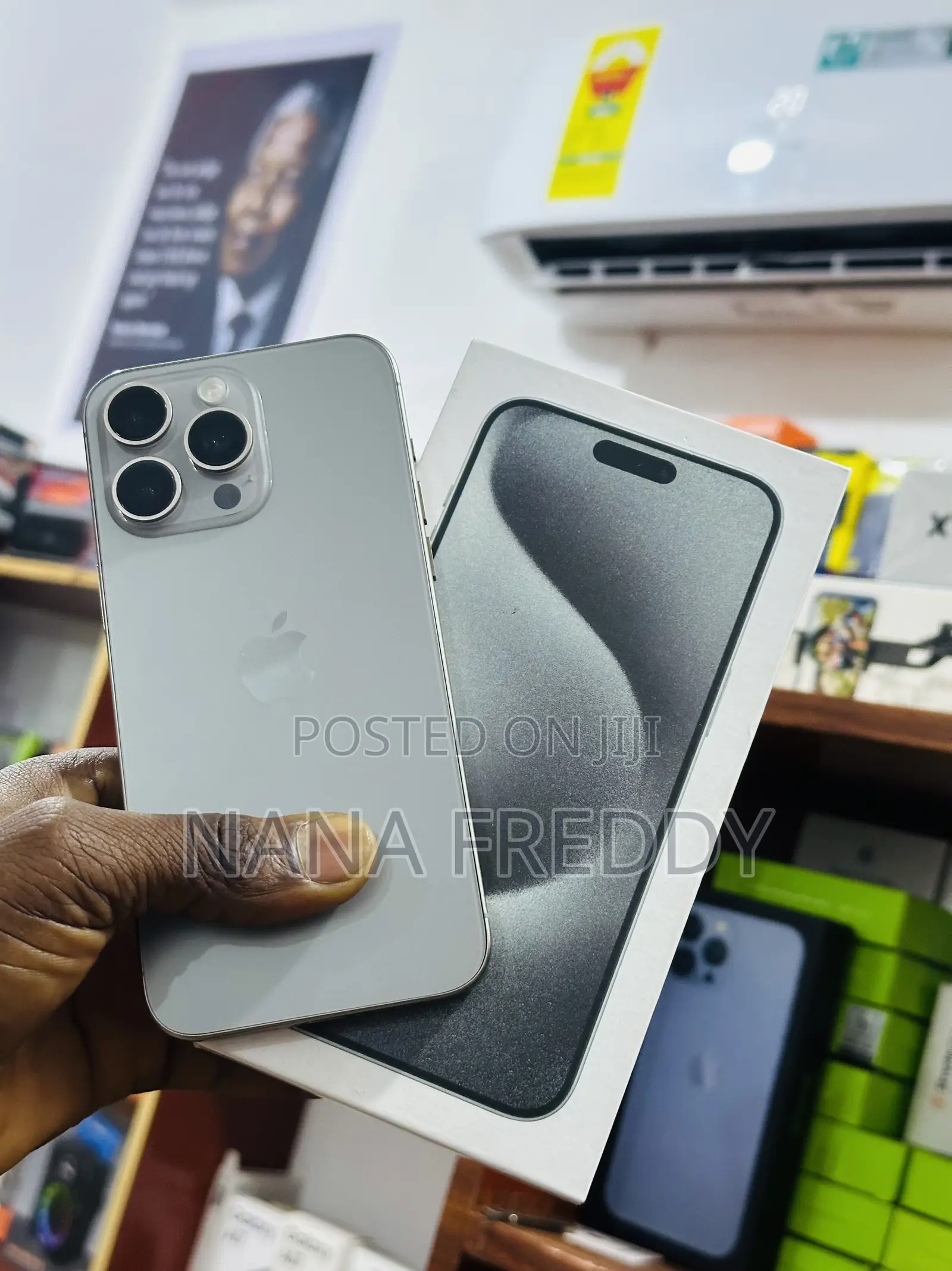 Apple iPhone 15 Pro Max 256 GB Silver