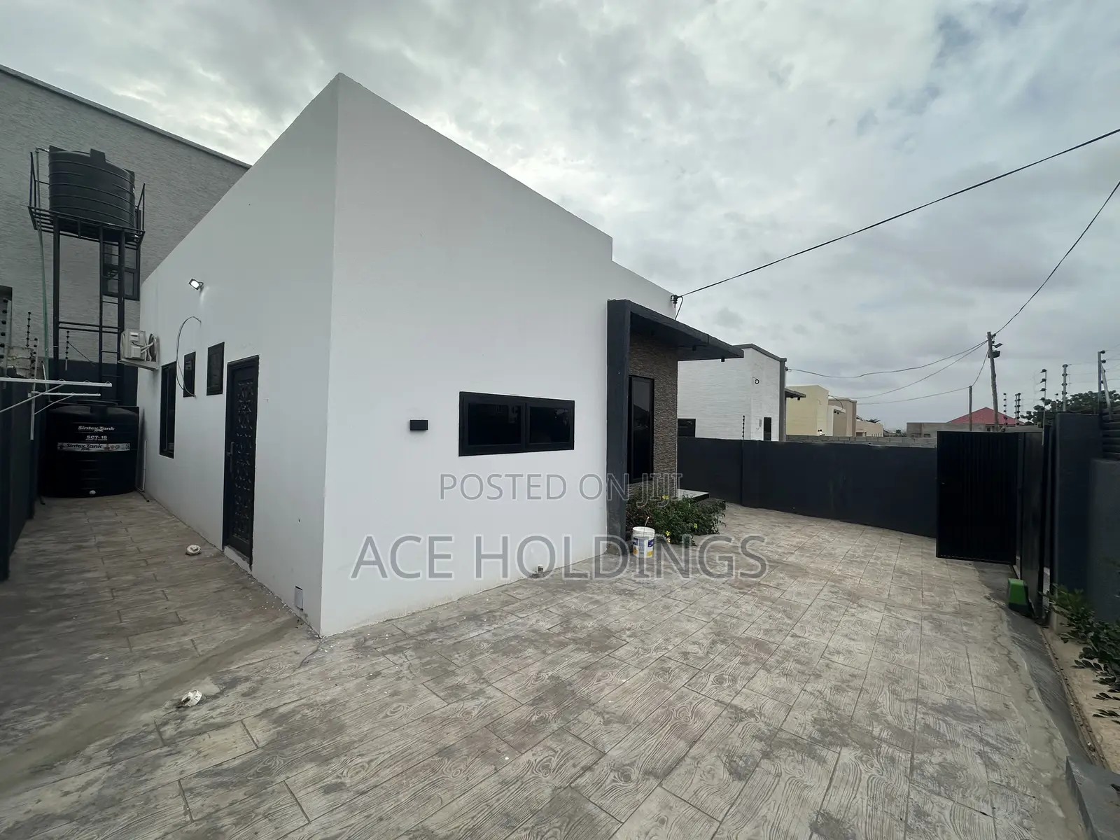 2bdrm Bungalow in East Legon Hills for sale