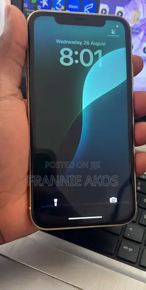 Apple iPhone 11 128 GB Yellow