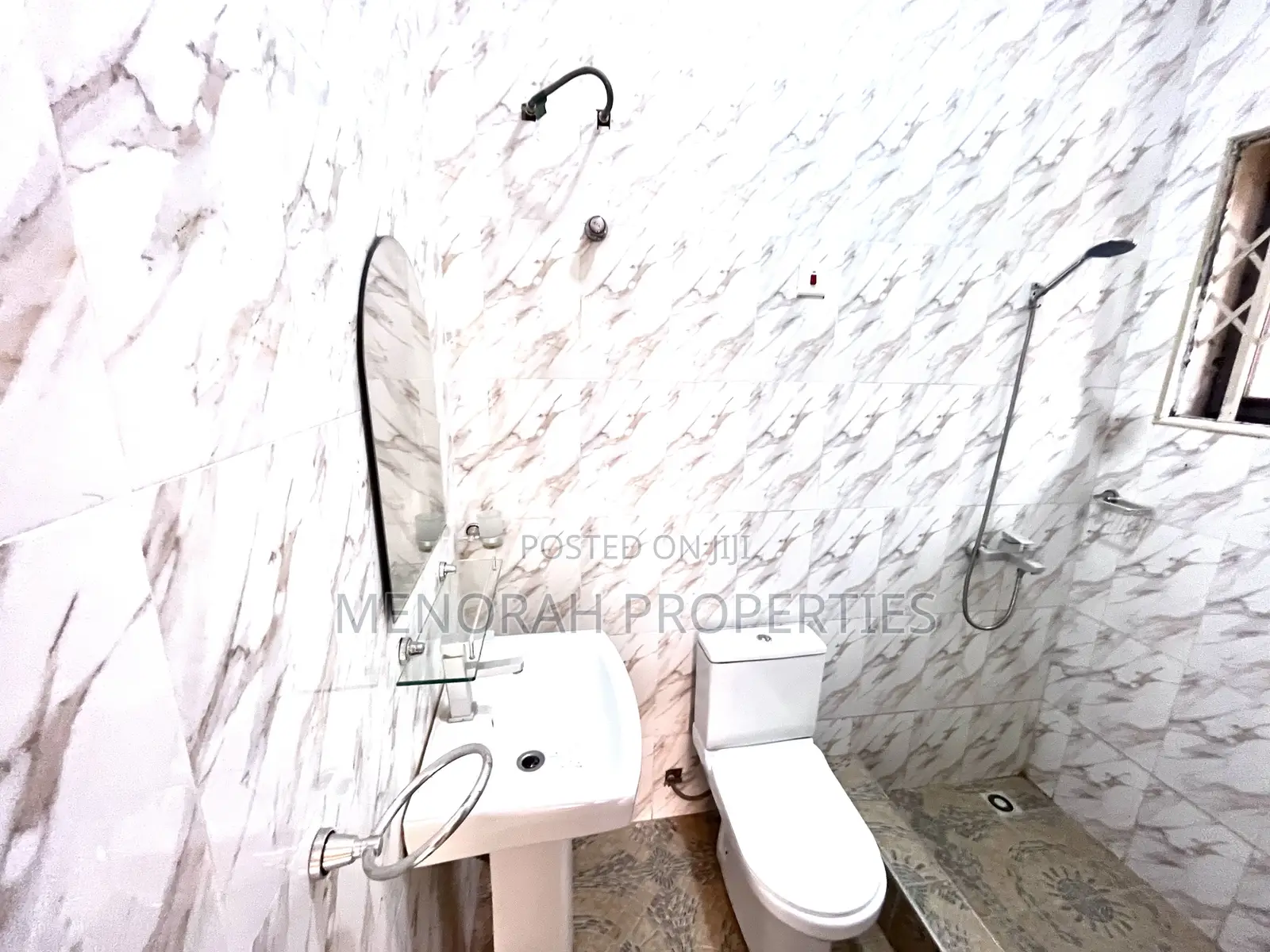 4bdrm House in Oyarifa Tipper, Pentecost for rent