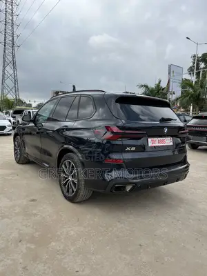 BMW X5 M Competition AWD 2025 Blue