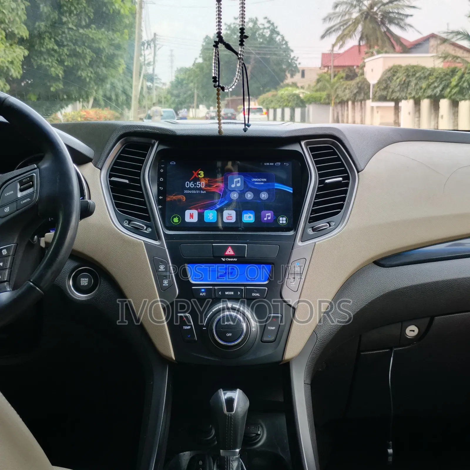Hyundai Santa Fe Limited w/Saddle Interior 4dr SUV AWD (3.3L 6cyl 6A)