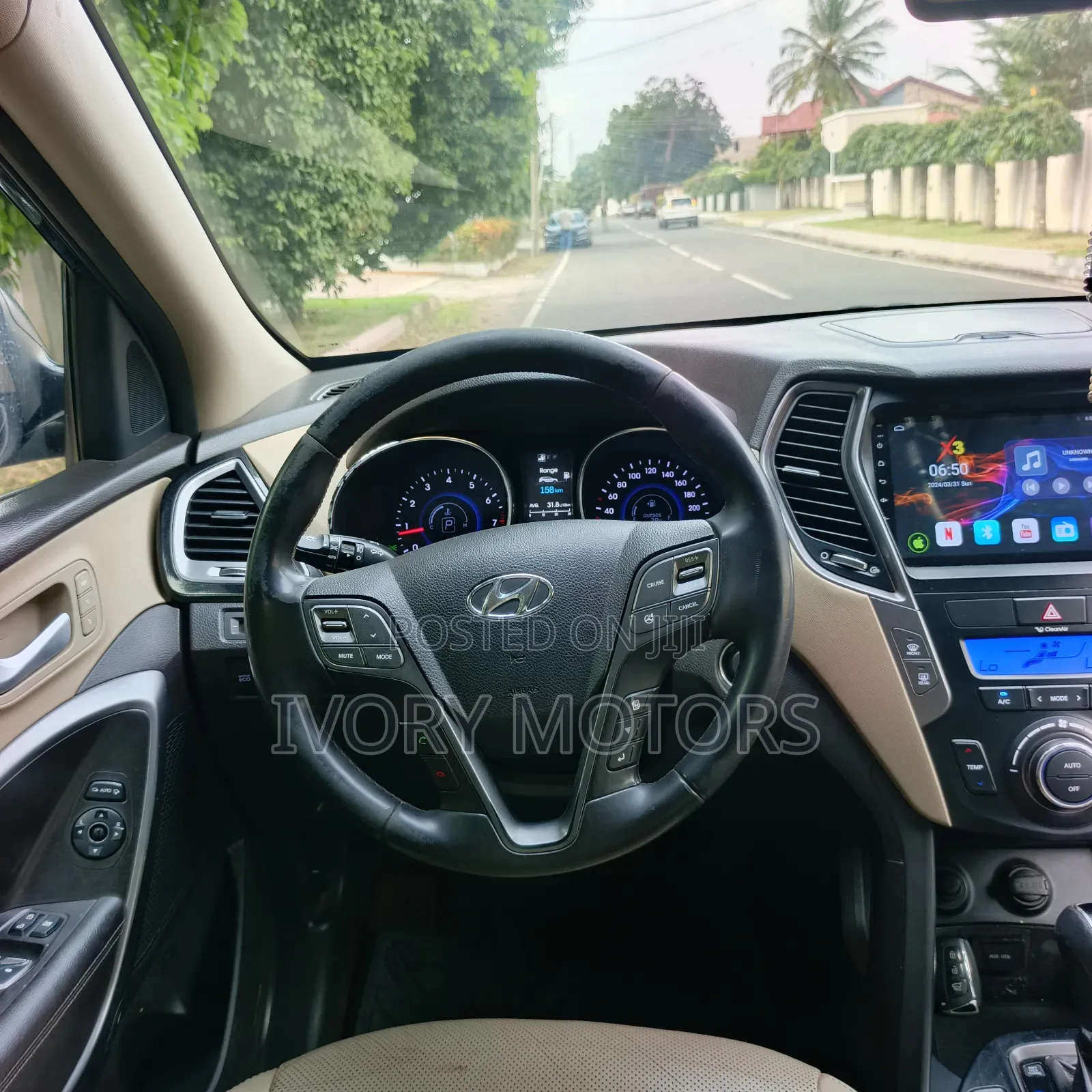 Hyundai Santa Fe Limited w/Saddle Interior 4dr SUV AWD (3.3L 6cyl 6A)
