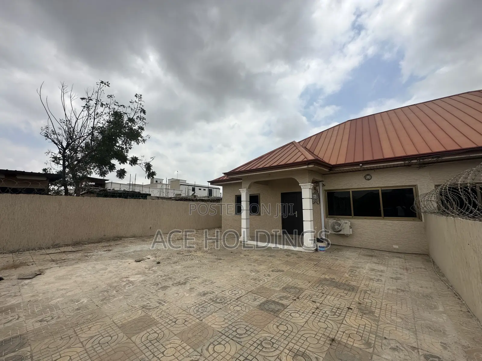 3bdrm Bungalow in East Legon Hills for rent