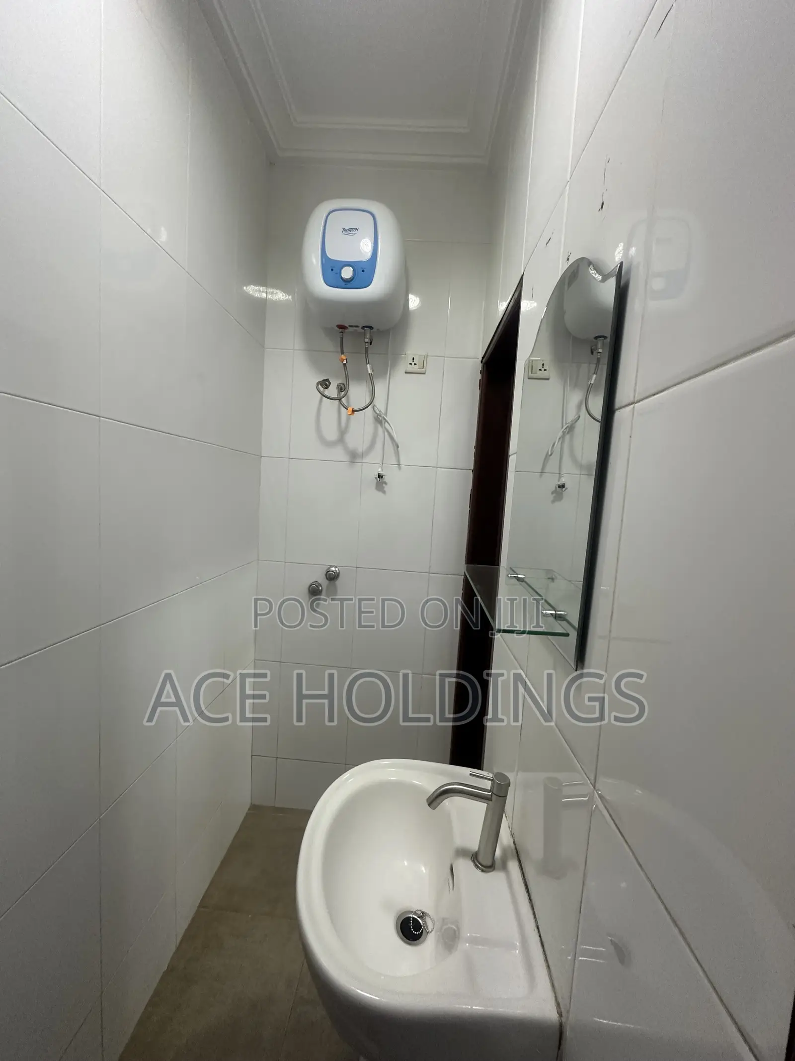 3bdrm Bungalow in East Legon Hills for rent