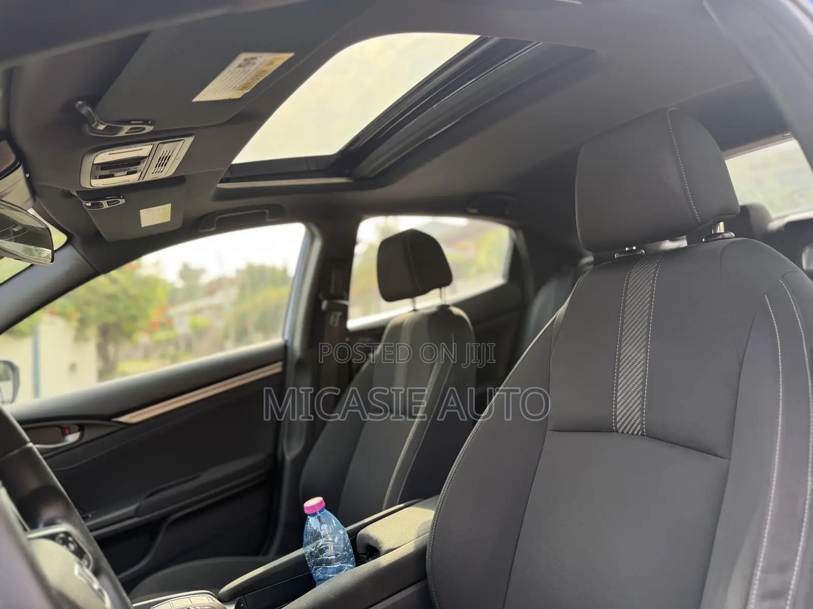 Honda Civic EX Hatchback 2019 Blue