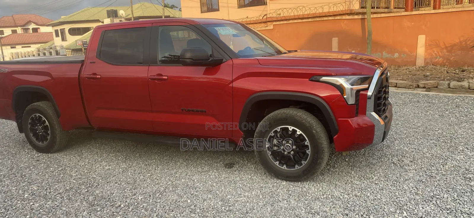 Toyota Tundra 2025 Red