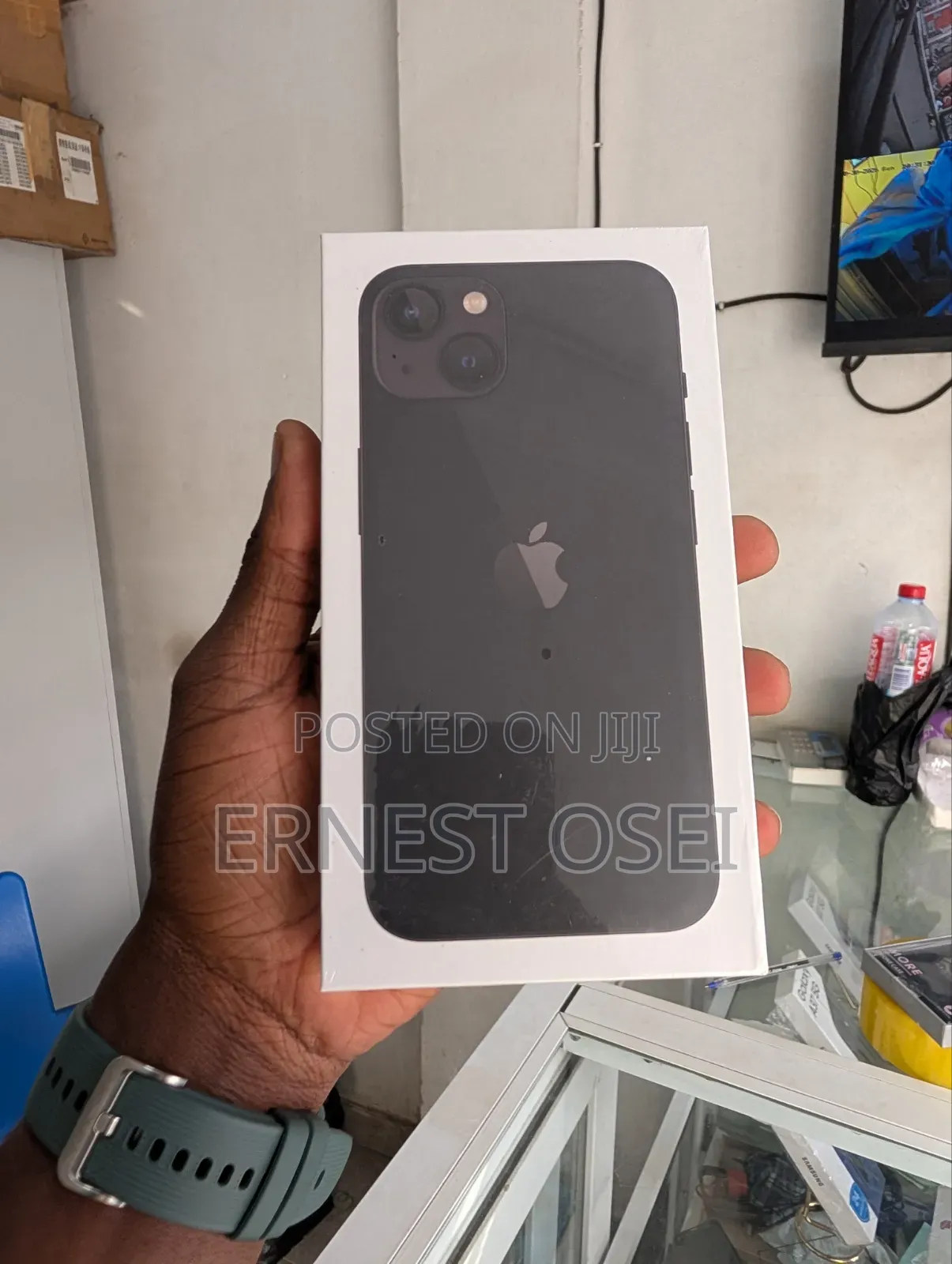 New Apple iPhone 13 128 GB Black
