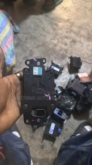2018-2019 Toyota Camry Front Radar Sensor OEM
