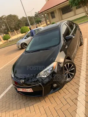 Toyota Corolla L 4dr Sedan (1.8L 4cyl 6M) 2015 Black
