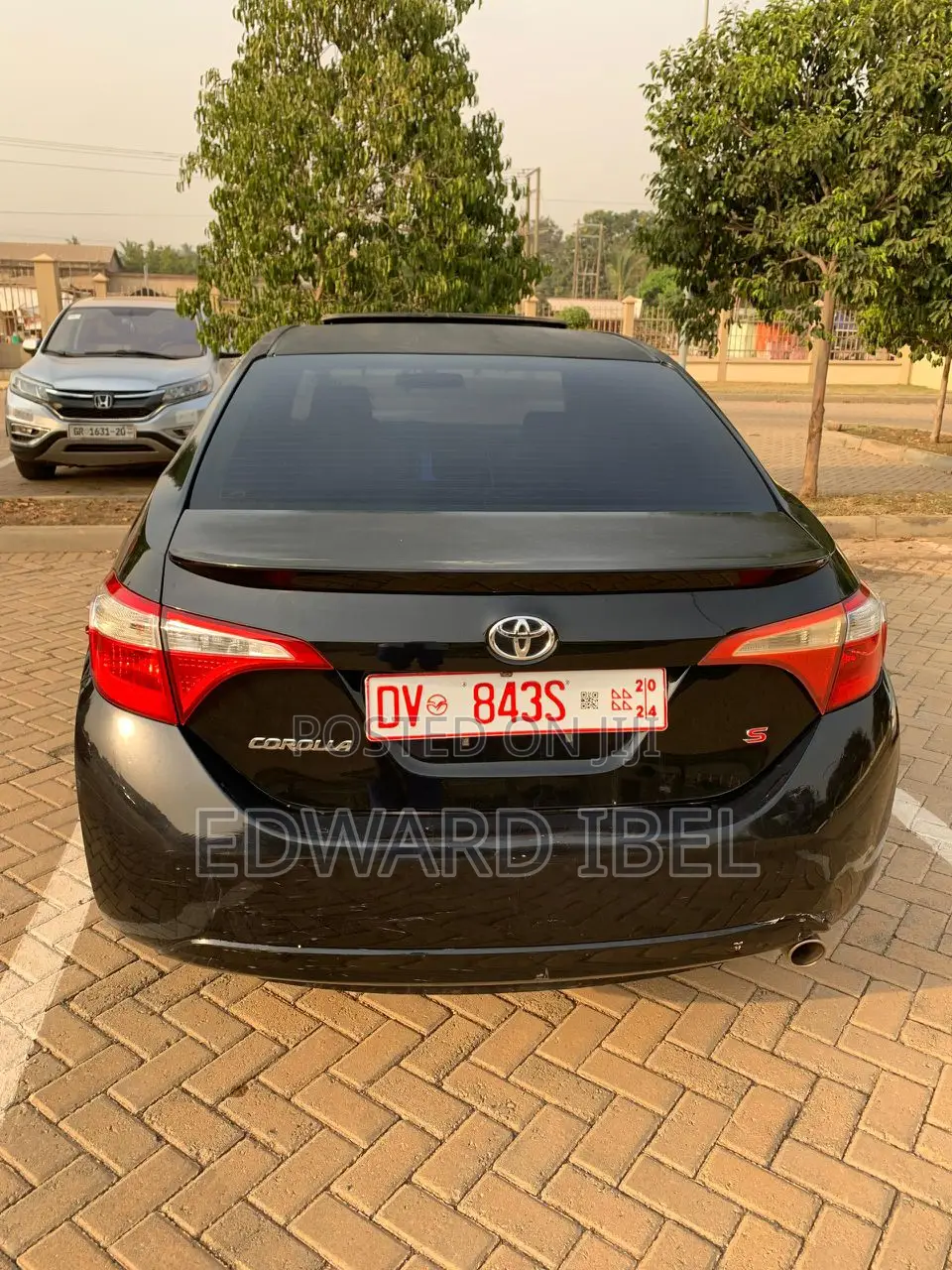 Toyota Corolla L 4dr Sedan (1.8L 4cyl 6M) 2015 Black