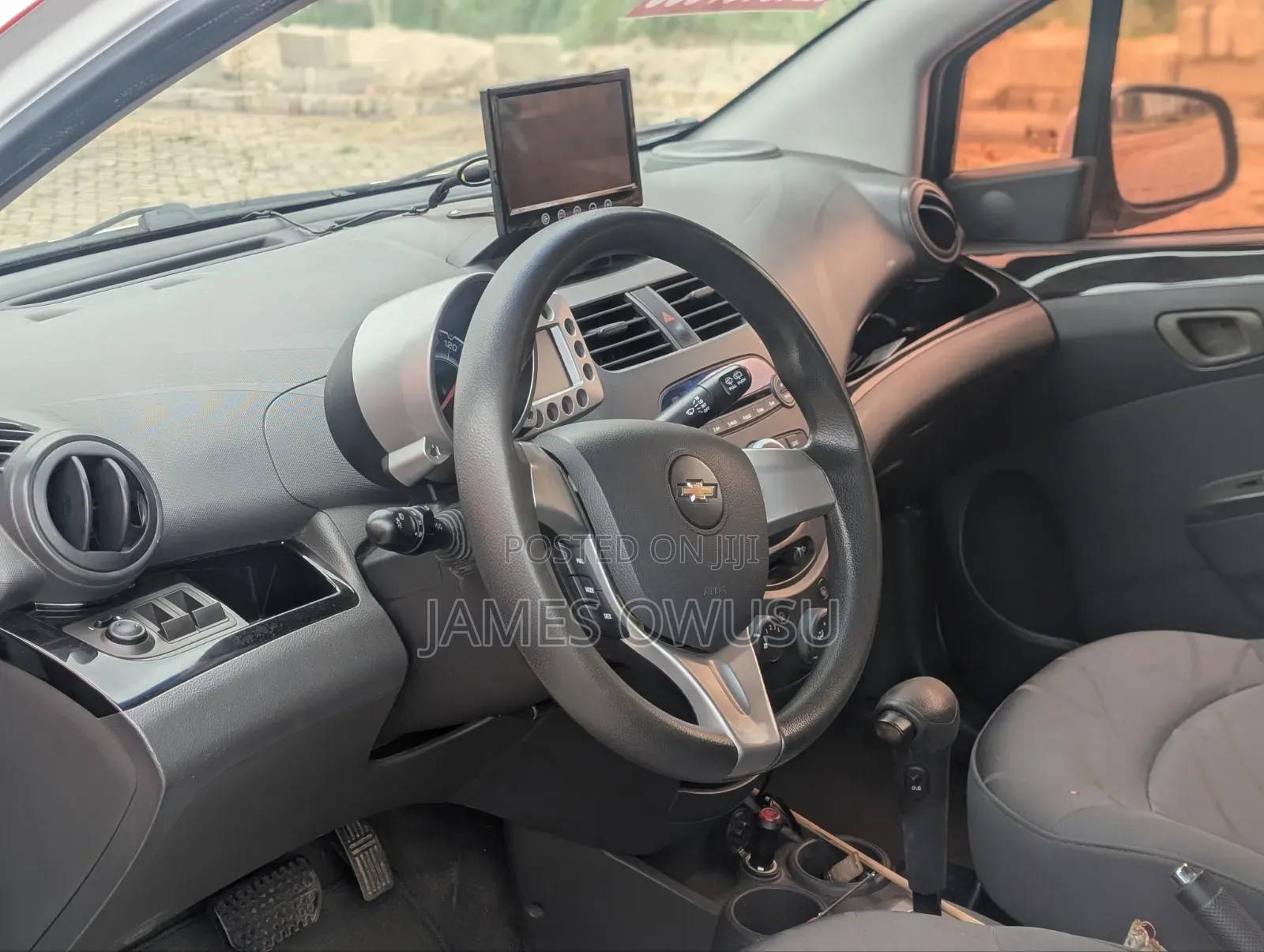 Chevrolet Spark 2012 White