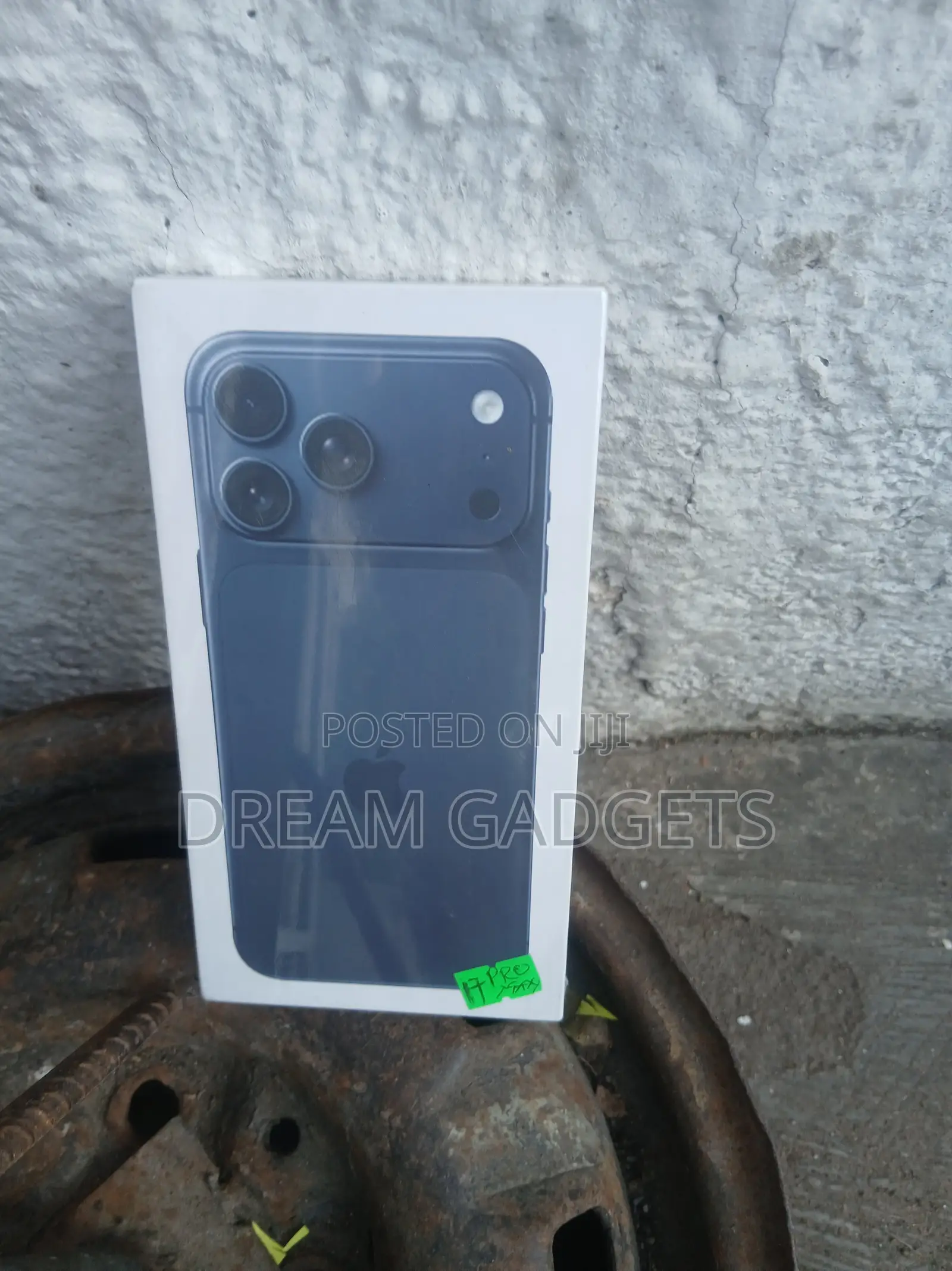 New Apple iPhone 17 Pro Max 1 TB Blue