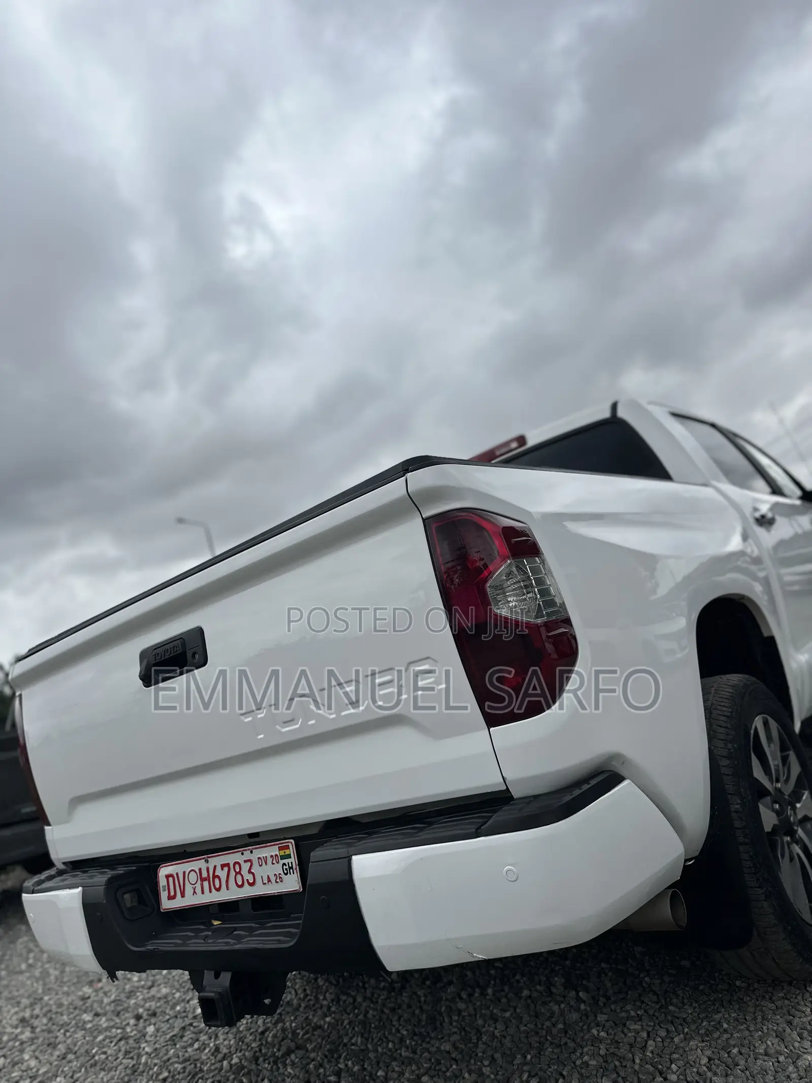 Toyota Tundra Limited 5.7L V8 4x2 Double Cab 6.6 ft. box 145.7 in. WB