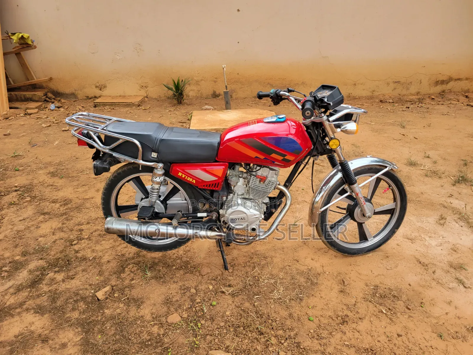 Royal RY125 2025 Red
