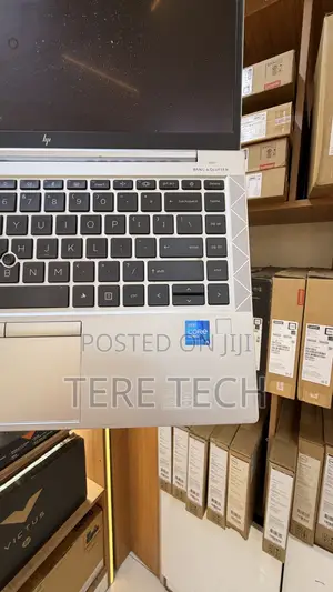 New Laptop HP EliteBook 840 G8 8GB Intel Core i5 SSD 256GB