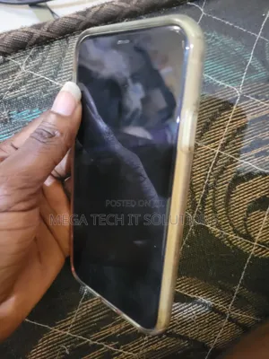 Apple iPhone 11 64 GB White