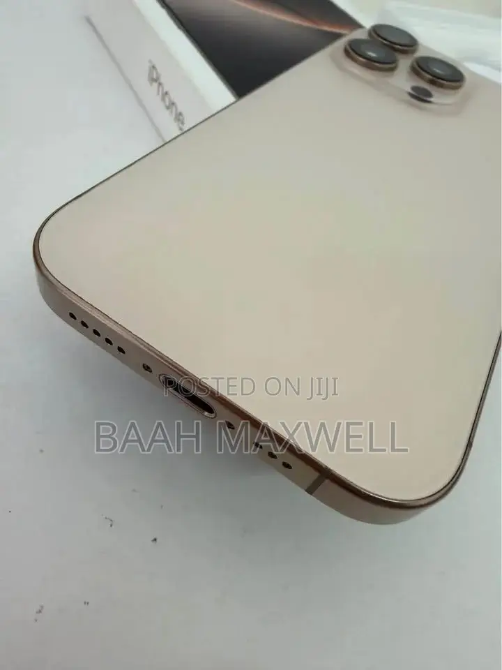 Apple iPhone 16 Pro Max 256 GB Gold