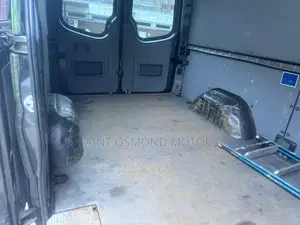 Mercedes-Benz Sprinter 2012 Grey