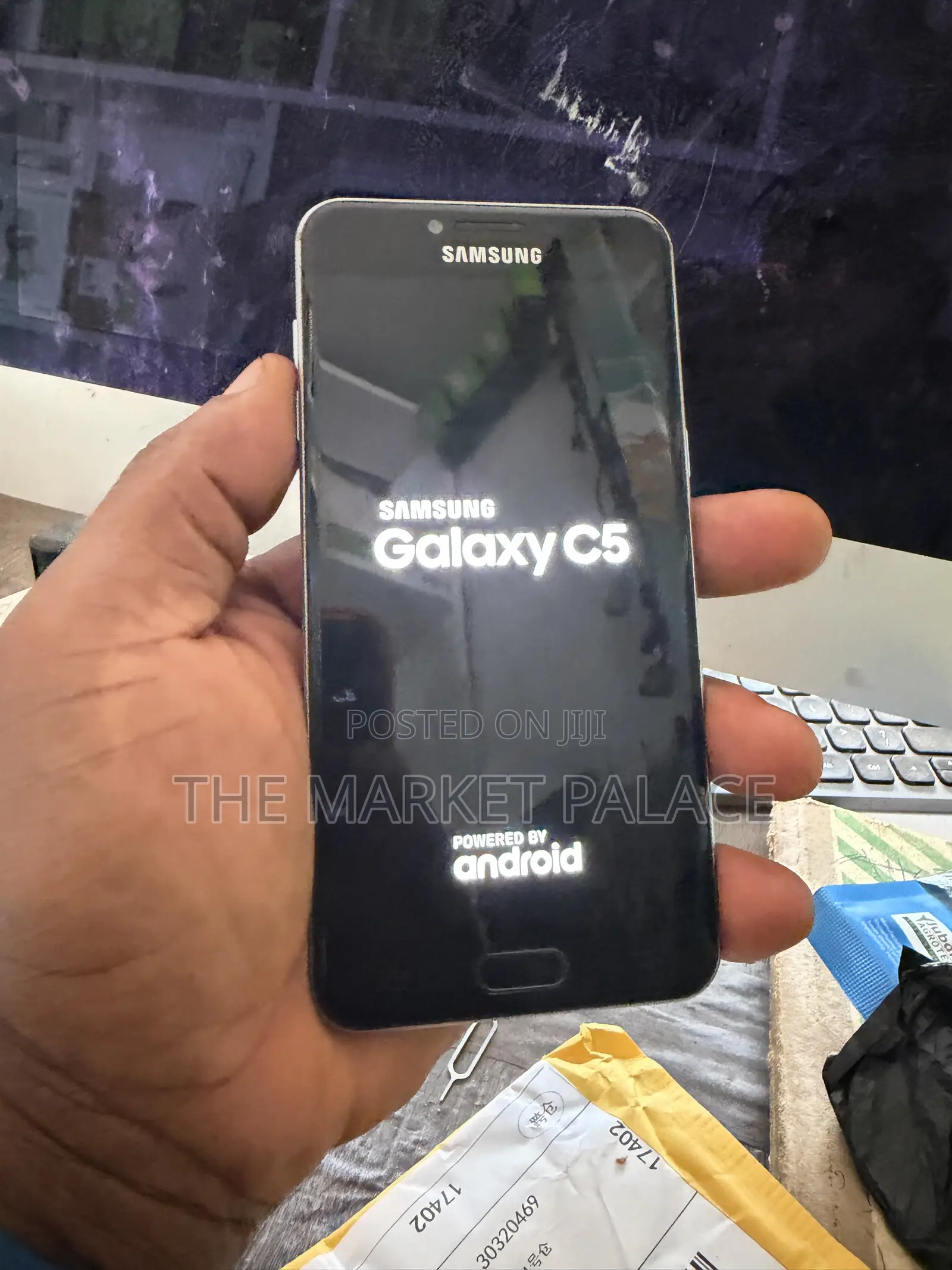New Samsung Galaxy C5 32 GB Silver
