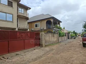 2bdrm Apartment in Housing Down for sale