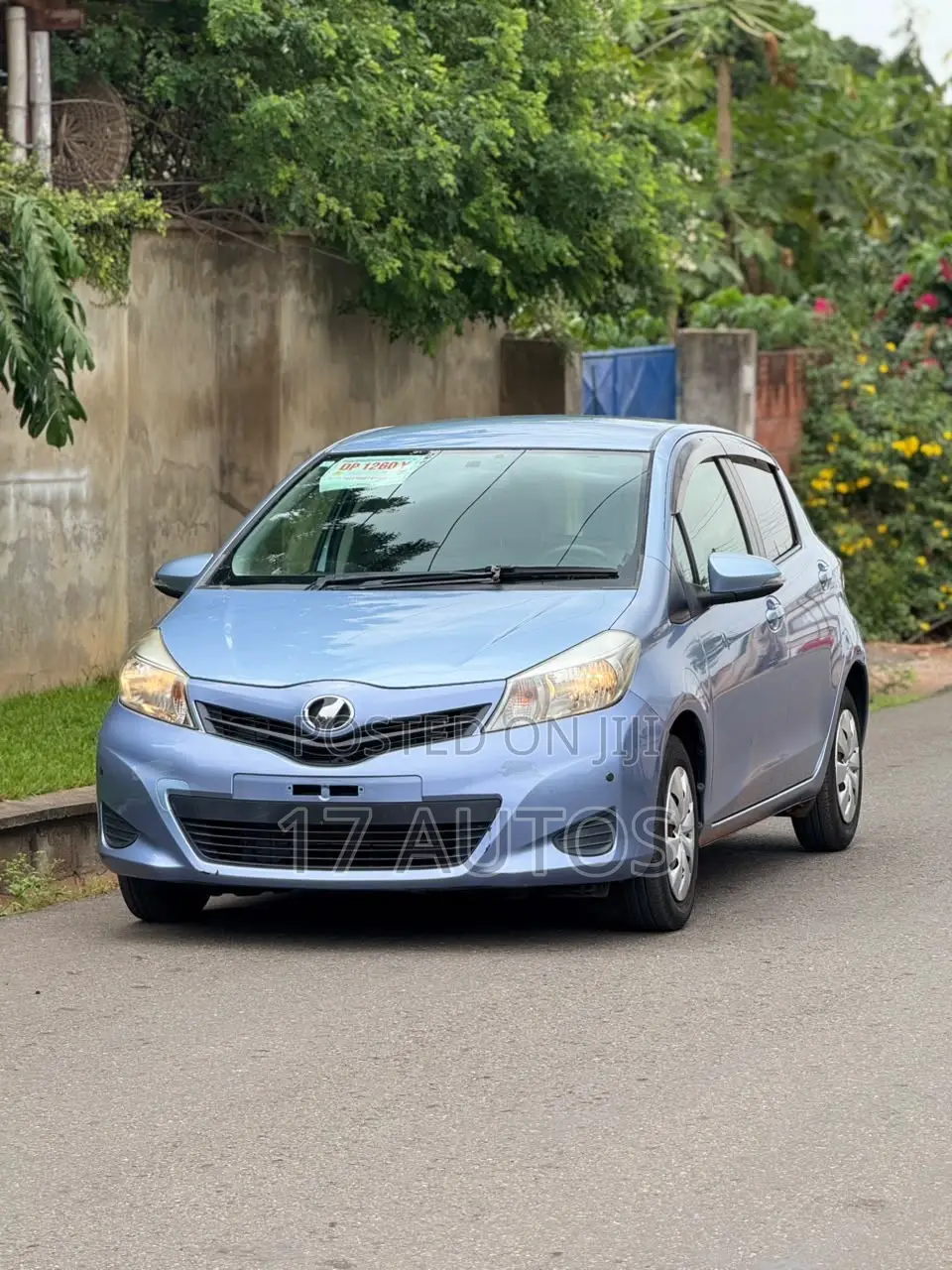 Toyota Vitz 1.0 FWD 3dr 2013 Blue